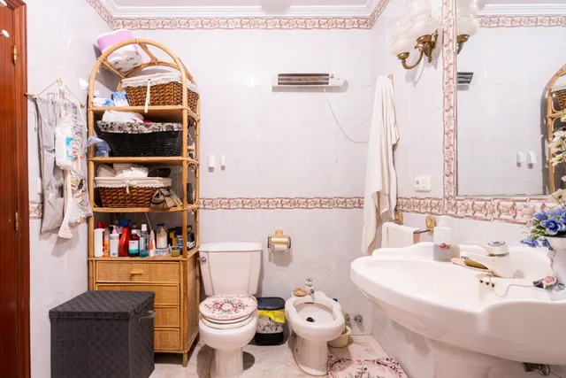 Chalet y parcela segregable en Palomares del Río — 32