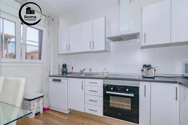 Precioso duplex moderno con patio — 11