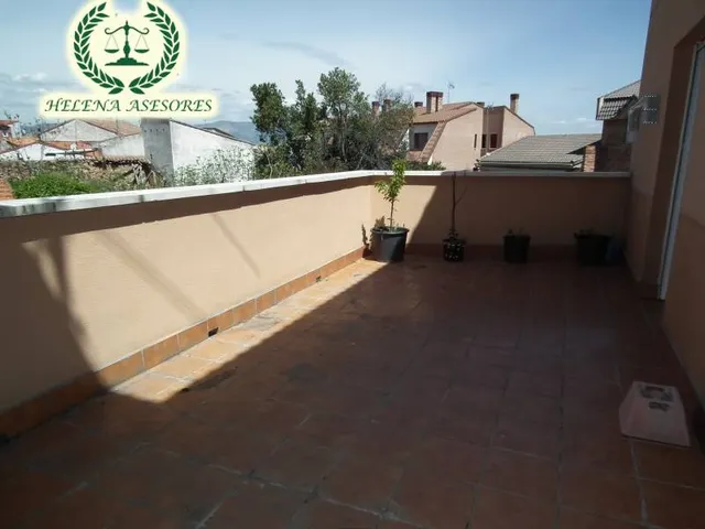 PISO CON PATIO CÉNTRICO!!! — 3