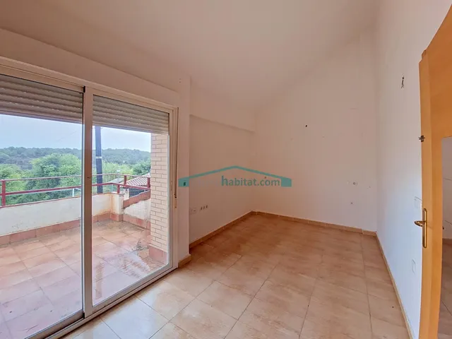 Chalet con jardín, 4 dormitorios y sótano independiente en Alfara de la Baronía — 20