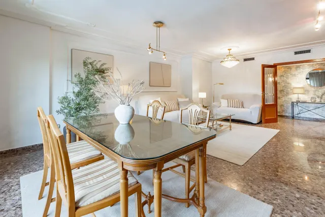 Increible vivienda en Patraix - foto 3