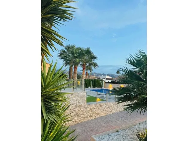 Villa 4 habitaciones 350m² en venta - Pueblo — 16