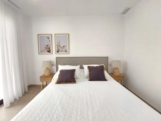 VILLA DE 3 DORMITORIOS Y 3 BAÑOS EN SAN PEDRO DEL PINATAR (MURCIA) — 12
