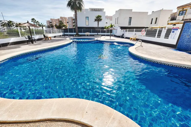 Pareado 3 habitaciones en venta - EL RASO — 49