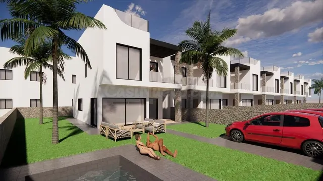 DUPLEX DE 4 DORMITORIOS 3 BAÑOS, GARAJE, PISCINA PRIVADA EN 