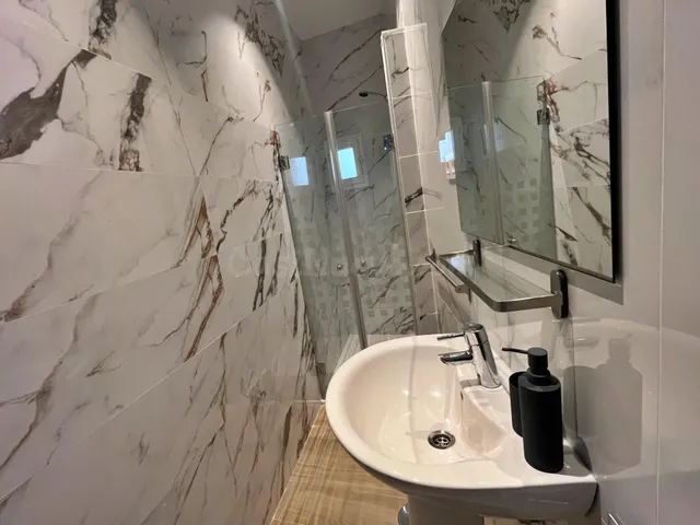 Piso totalmente reformado de 3 dormitorios en Málaga capital – Alquiler de temporada hasta julio — 5