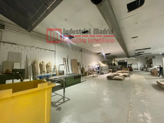 Nave industrial 887m² en venta - Zona Industrial — 8