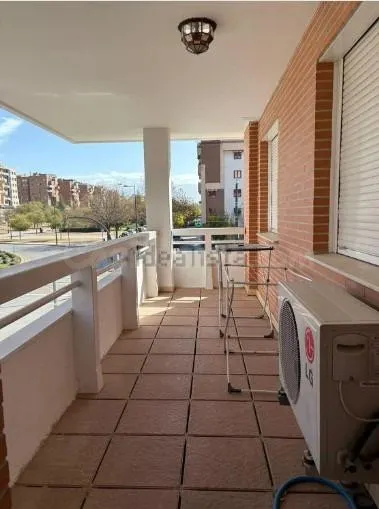 * * SE ALQUILA PISO EN AVENIDA GARCIA LORCA , BARRIO DE LOS  - foto 4