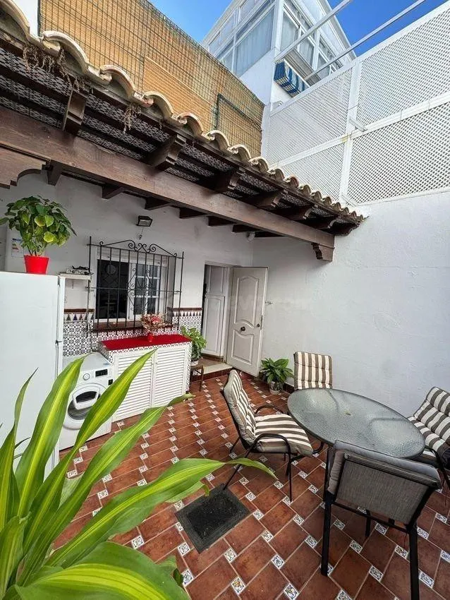 Gran adosado de 180 m2 en Avenida de la Libertad — 2