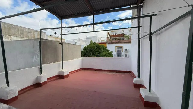 SE VENDE MARAVILLOSA CASA EN CERRO DEL ÁGUILA — 28
