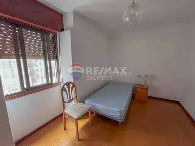 Chalet adosado en venta en calle Milladas - foto 5