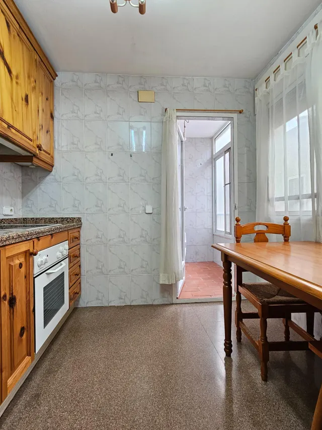 ¡Luminoso piso con garaje y trastero a un paso del centro de San Vicente ! — 13