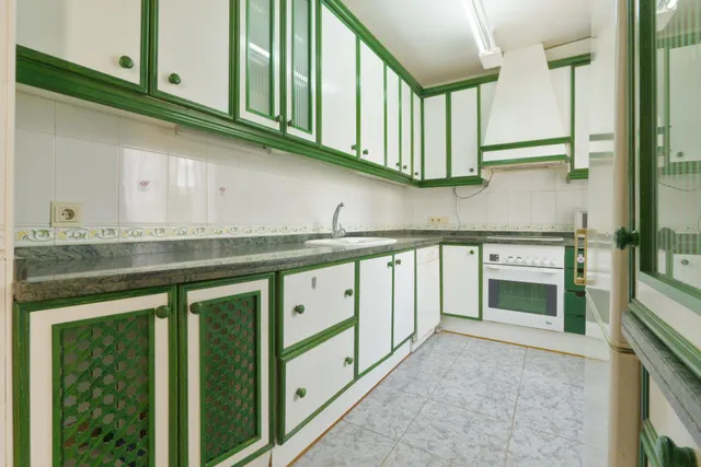 Bonita Casa en Cúllar Vega — 12