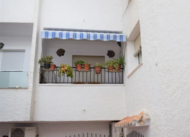APARTAMENTO REFORMADO EN EL CENTRO DE COIN — 13