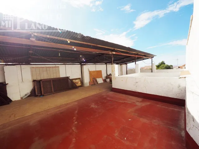 COMPLEJO HOSTELERO EN VENTA, EN LA SOLANA — 43
