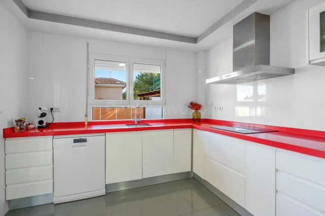 Villa 3 habitaciones en venta - Ciudad de las Comunicaciones - foto 5