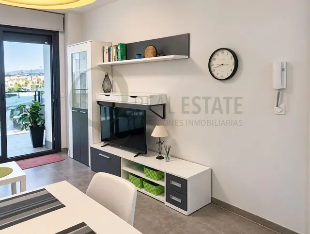 Piso en Arenales del Sol con terraza y vistas al mar — 10