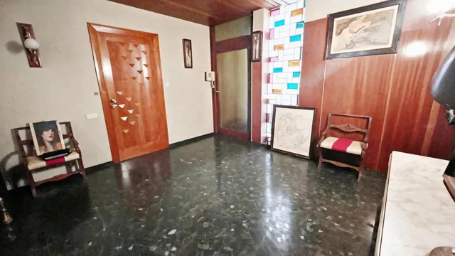 ESPACIOSA VIVIENDA EXTERIOR CON TERRAZA, BALCÓN Y GARAJE INCLUIDO. — 36