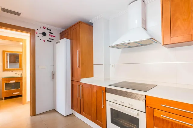 DÚPLEX 4 DORMITORIOS CON PLACAS SOLARES + VISTAS A LA MONTAÑA | ESQUINA — 13