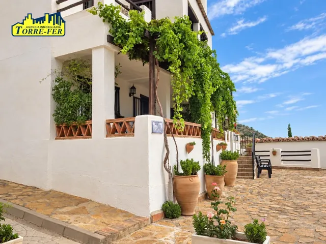 ¡ACOGEDORA VIVIENDA VENTA EN URBANIZACION MIRADOR DEL CARMEN - foto 2