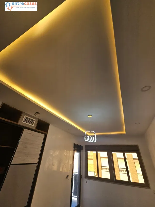 Casa Tipo Dúplex 4 habitaciones 328m² en venta - 3 de Abril — 36