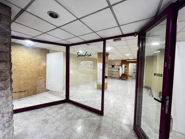 VENTA DE LOCAL COMERCIAL EN GARCIA ALIX, PRIMERA LINEA — 4