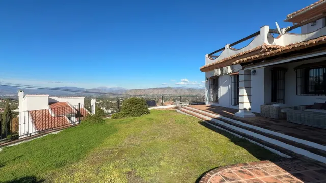 Chalet 4 habitaciones 293m² en venta - Costa del Sol — 3