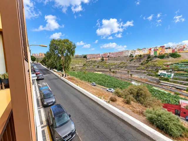 Piso a dos alturas de 3 dormitorios con terraza y azotea a 5 minutos de Triana — 15