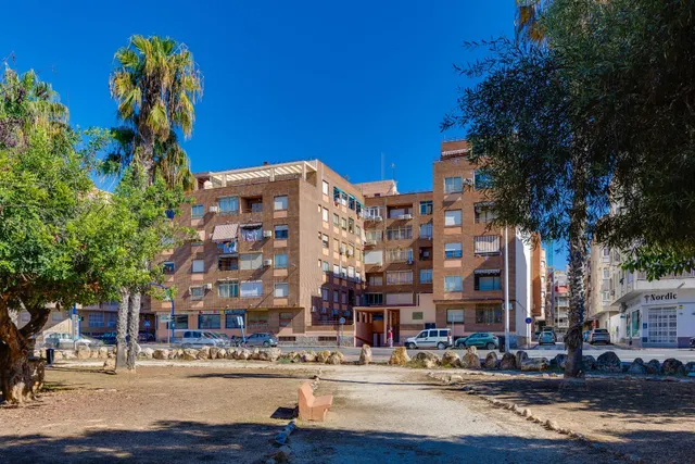 Atico de 2 dormitorios y gran terraza en Torrevieja - Acequión — 34