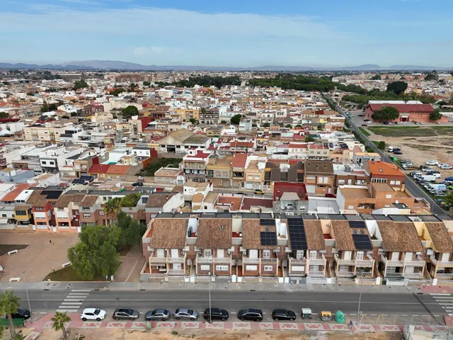 Se vende planta baja con 4 dormitorios y 3 baños en Cartagena junto al Parque de la Rosa — 30