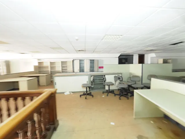 SE VENDE LOCAL COMERCIAL EN MANRESA - foto 2