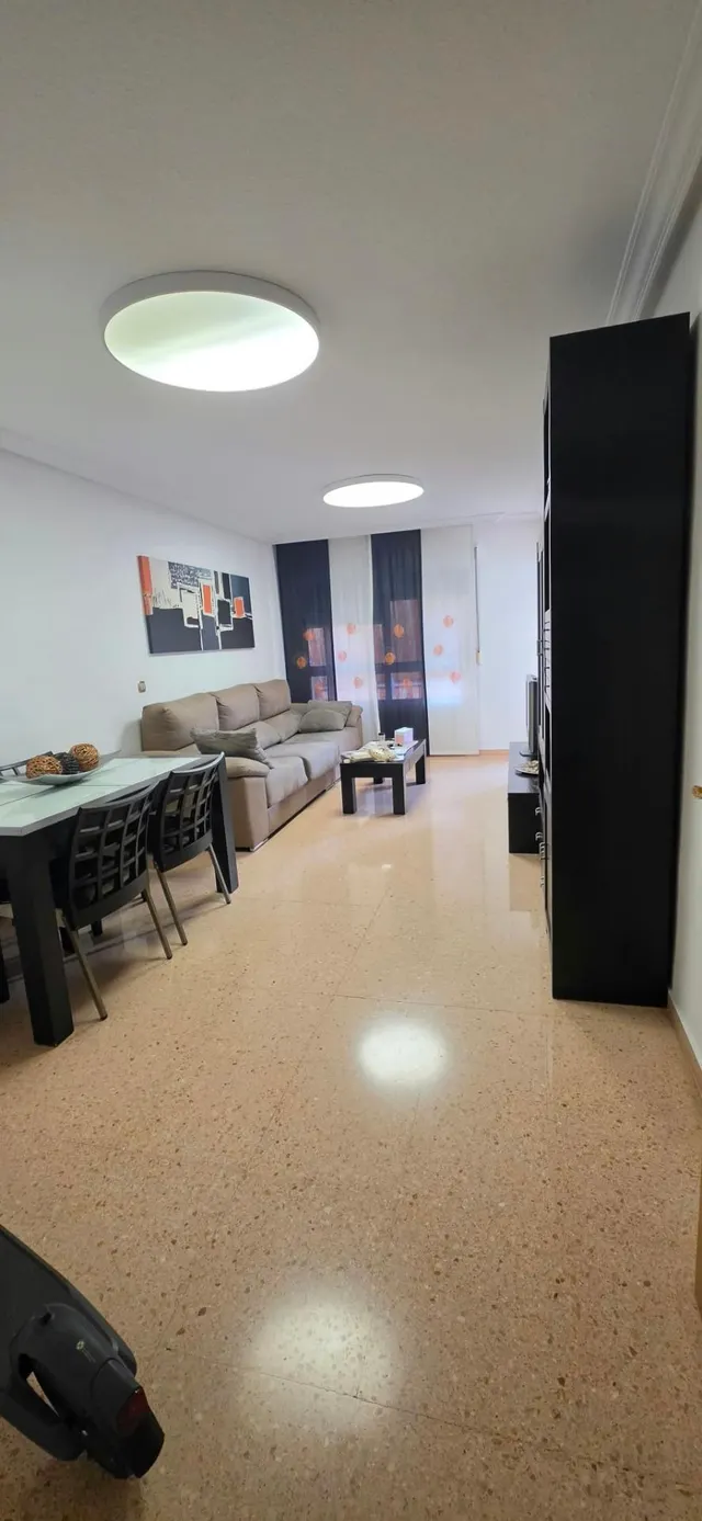 PISO A LA VENTA AMPLIO, LUMINOSO Y CON PLAZA DE GARAGE — 23