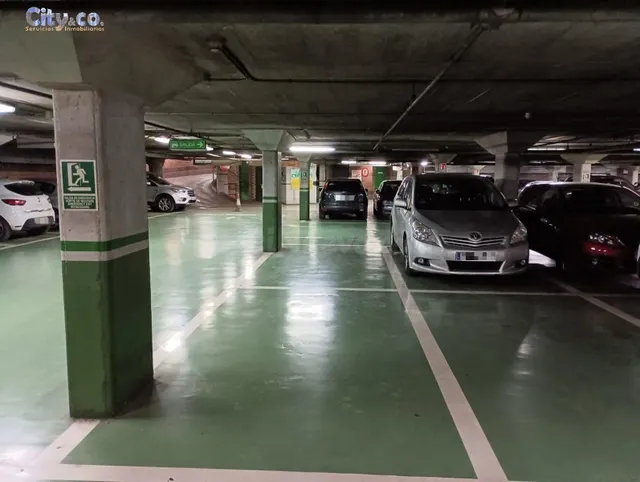 Plaza de Garaje , Parking Almudi — 2