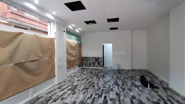 Local comercial 49m² en alquiler - Centro - foto 2