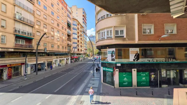 Se alquila oficina en Gran Vía del Escultor Francisco Salzillo — 20