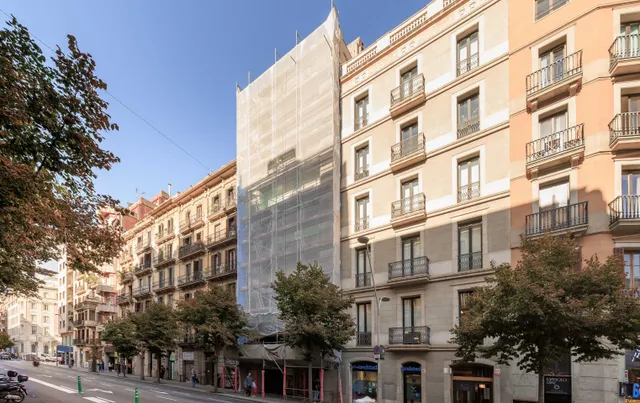 Local comercial 333m² en alquiler - Eixample — 19