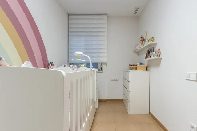 PLANTA BAJA SEMINUEVA JUNTO LA AVDA MATADEPERA — 10