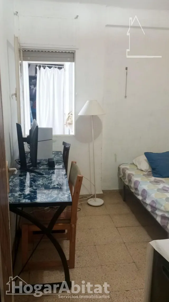 ¡Oportunidad para reformar! Acogedor, luminoso y exterior, cerca del puerto — 26