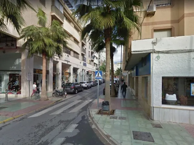PISO OCUPADO POR PERSONA SIN JUSTO TÍTULO ESTE INMUEBLE DEBI - foto 2