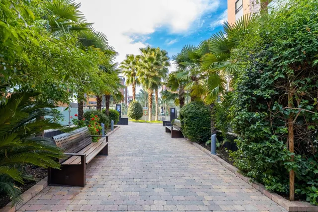 **Espectacular Bajo con Terraza en Alquiler – Residencial Parque Lagos** — 3