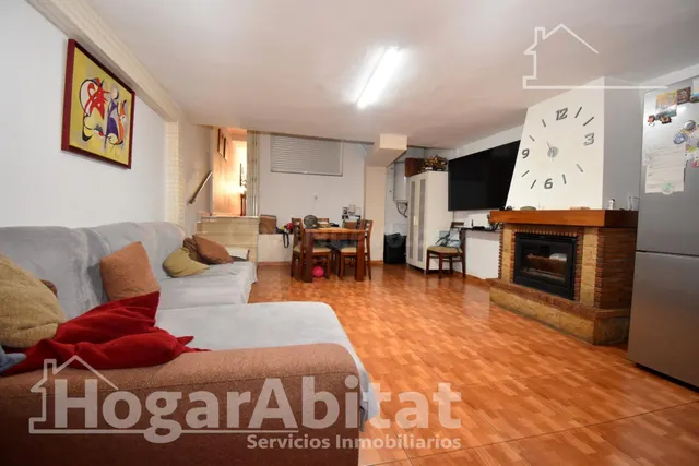 GRAN CASA CON TERRAZA TOTALMENTE REFORMADA - foto 2