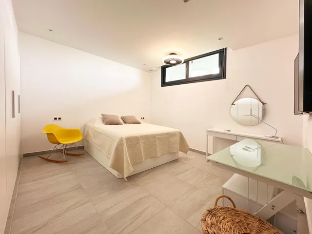 Villa en San Miguel de Salinas — 27