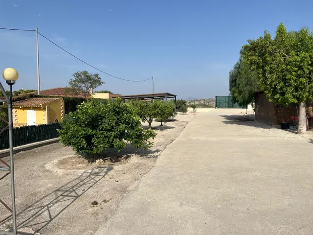 CAMPO DE FORTUNA 616652603 — 9