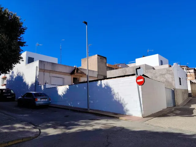 Casa en una sola planta con azotea privada y parcela urbana anexa en la zona de el cerrillo, chiclana — 23