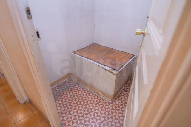 Espectacular vivienda esquinera con siete balcones frente al Mercat del Born — 30