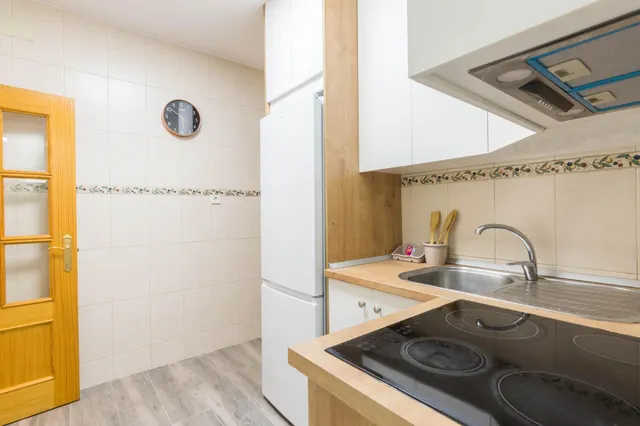 Alquiler de habitación en el centro de Murcia, junto al hospital Reina Sofia. — 9
