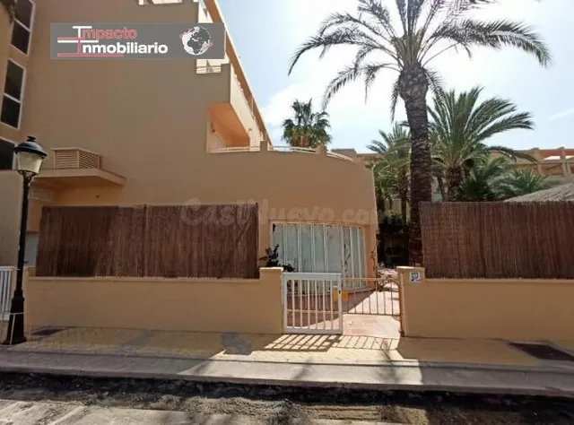 Acogedor Apartamento en Puerto Rey por solo €125,000