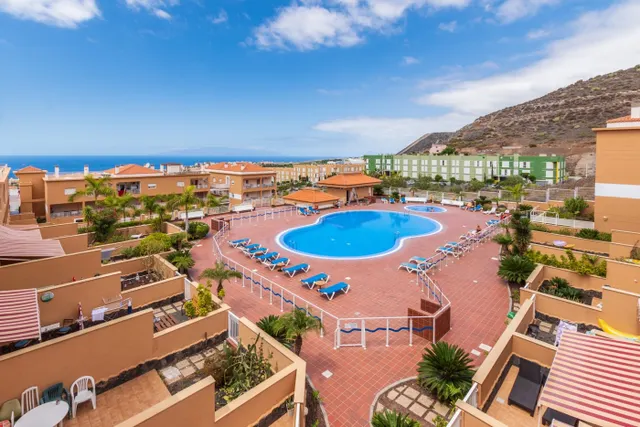 Adeje. Madroñal 3 habitaciones con terraza de 20 m2 con vist