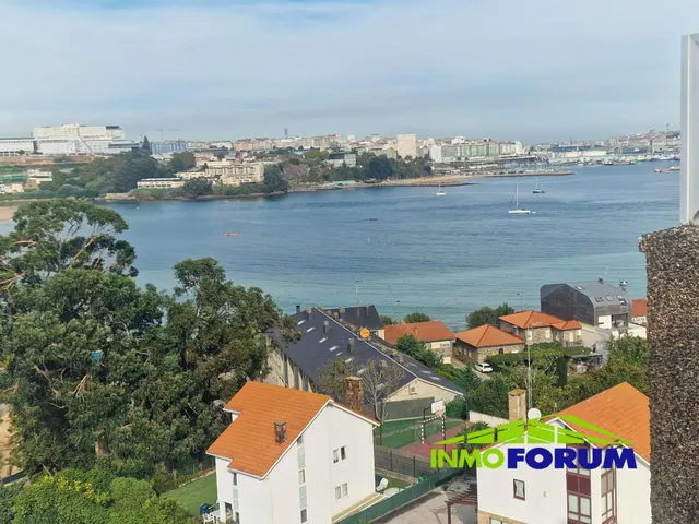 SANTA CRISTINA, PERILLO Y A CORUÑA DESDE EL AIRE. — 17