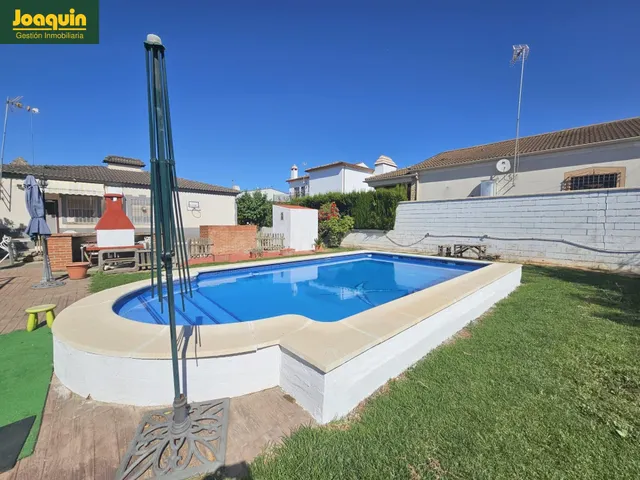 Parcela en Las Quemadillas con piscina - foto 2